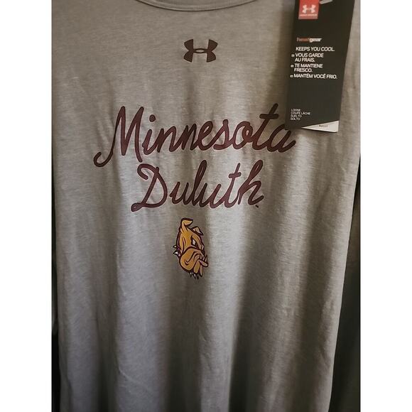 Under Armour University Of North Dakota T Shirt Heatgear Medium A101 Nwt - Picture 1 of 5